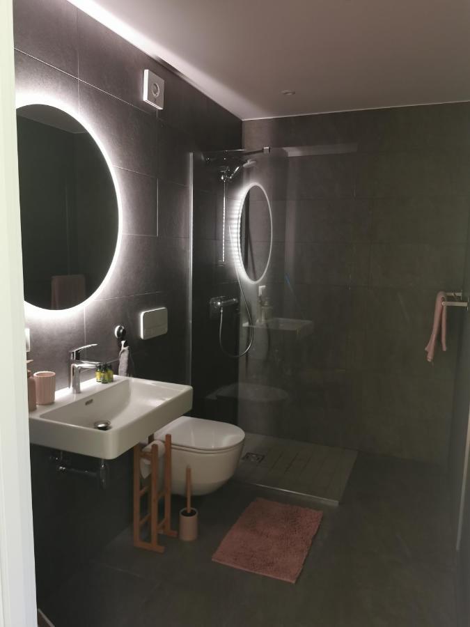 Albatross Getaway By The Sea, Spa And Forest With A Terrace Ķesterciems Buitenkant foto