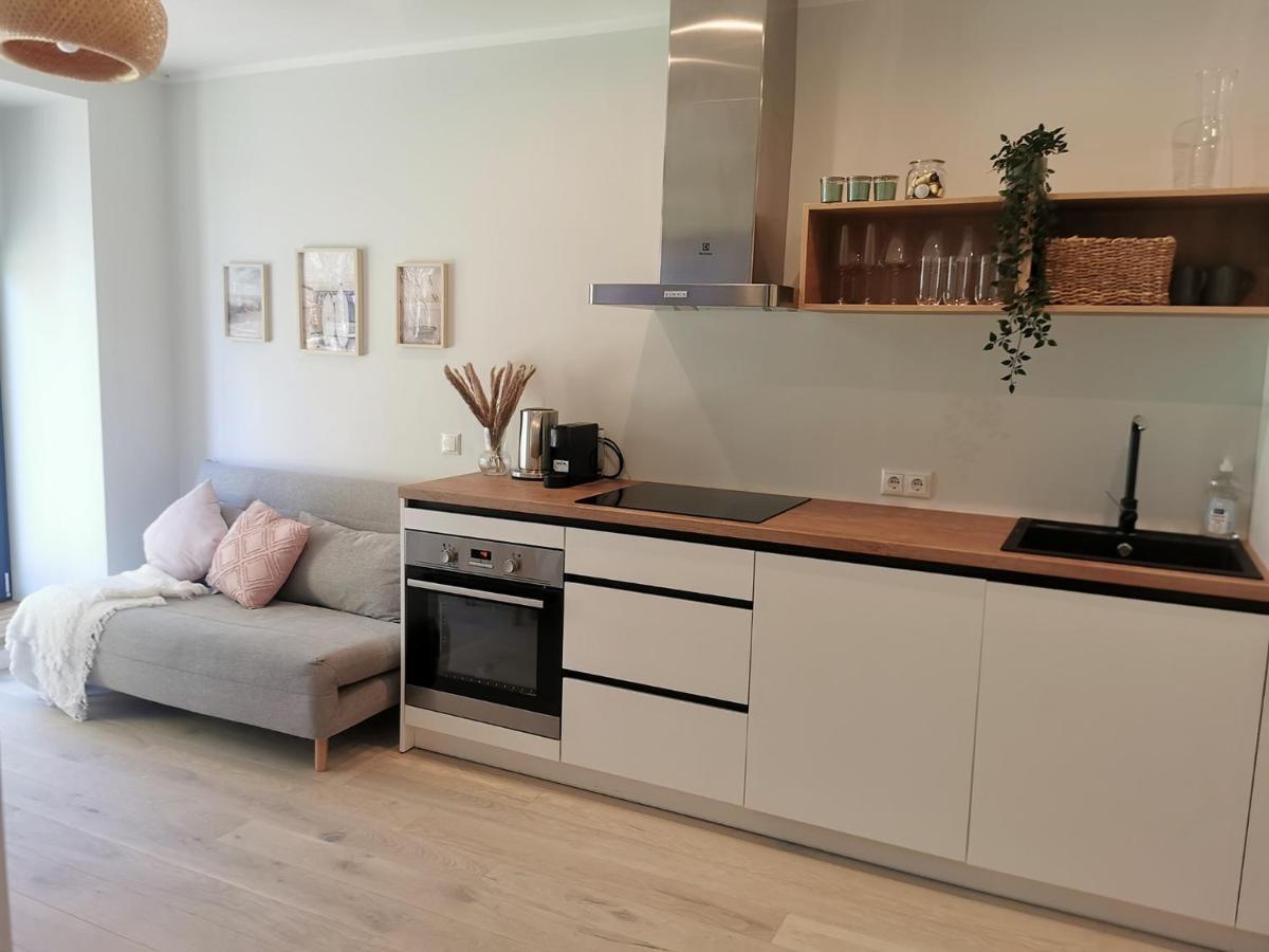 Albatross Getaway By The Sea, Spa And Forest With A Terrace Ķesterciems Buitenkant foto