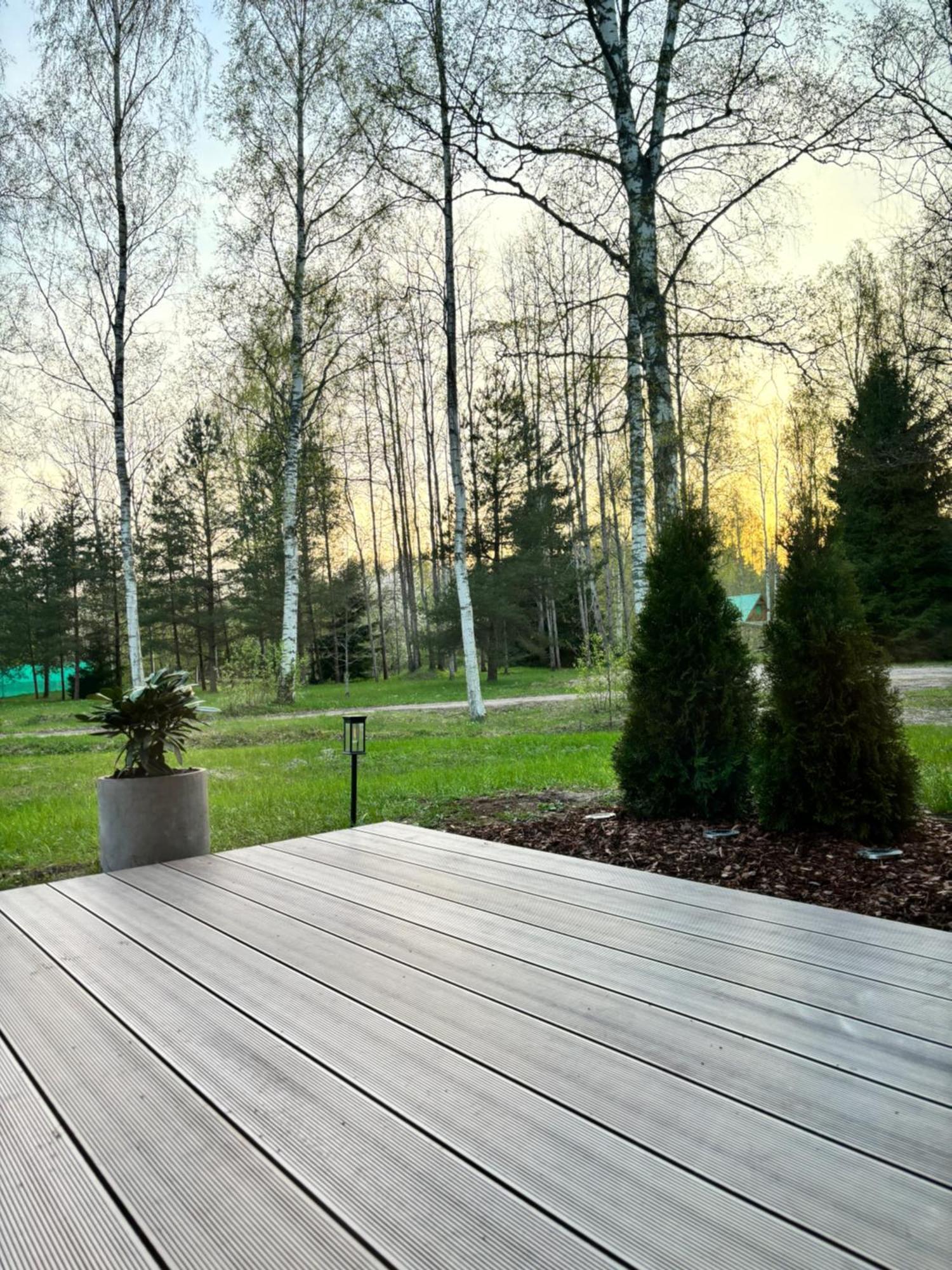 Albatross Getaway By The Sea, Spa And Forest With A Terrace Ķesterciems Buitenkant foto