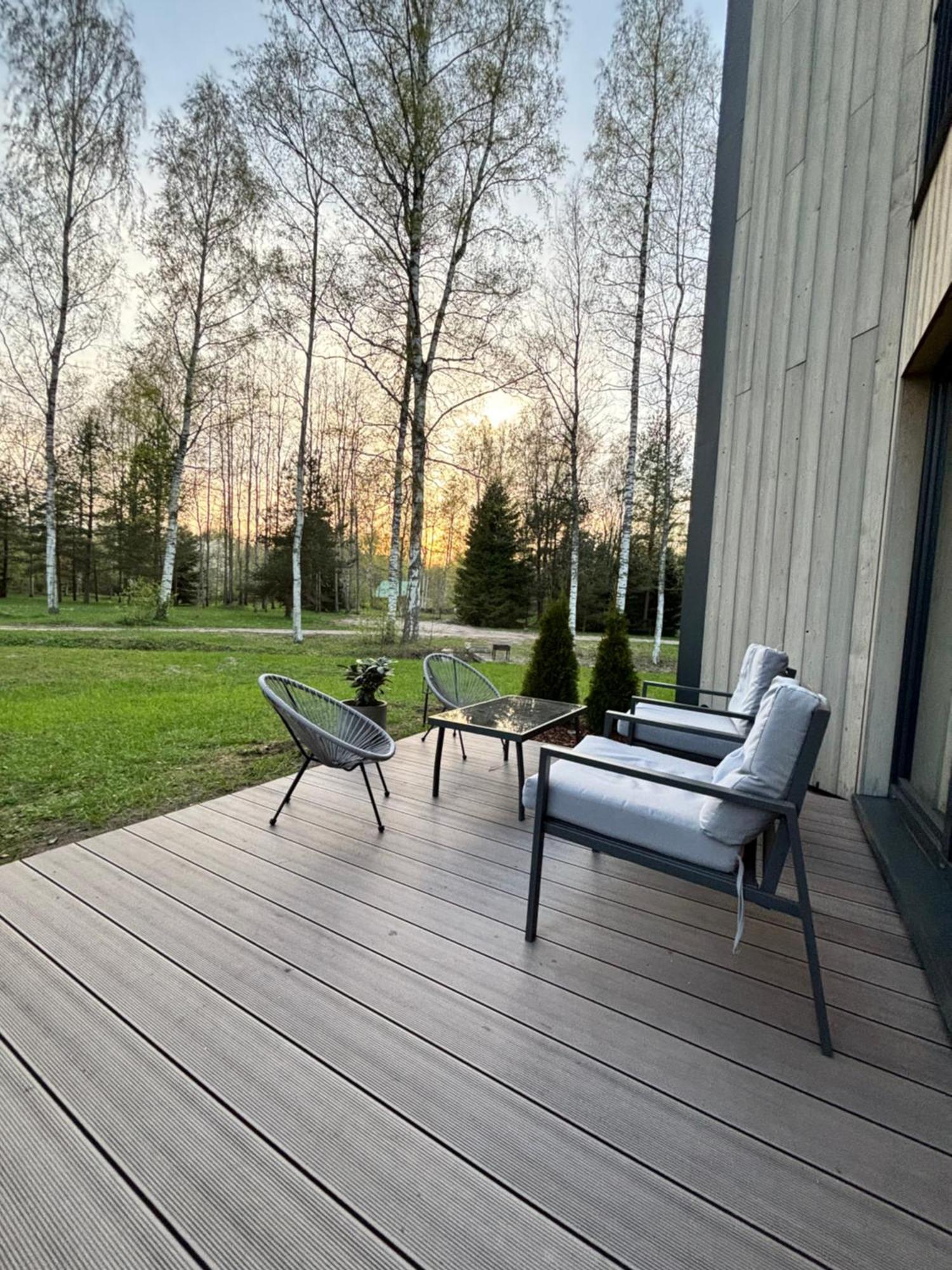 Albatross Getaway By The Sea, Spa And Forest With A Terrace Ķesterciems Buitenkant foto